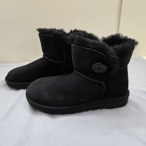 UGG Black Shearling Ankle Boots | Excellent Condition | Real Sheepskin